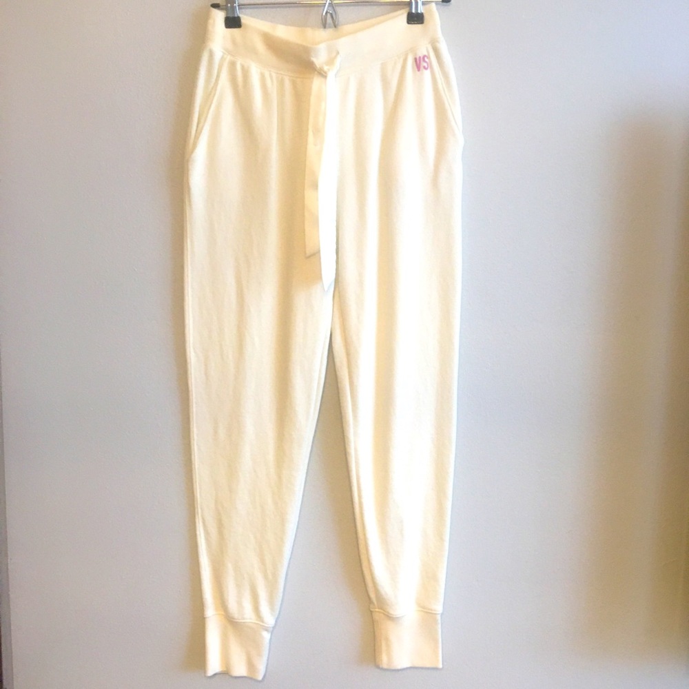 VS joggers, size: XS in good condition